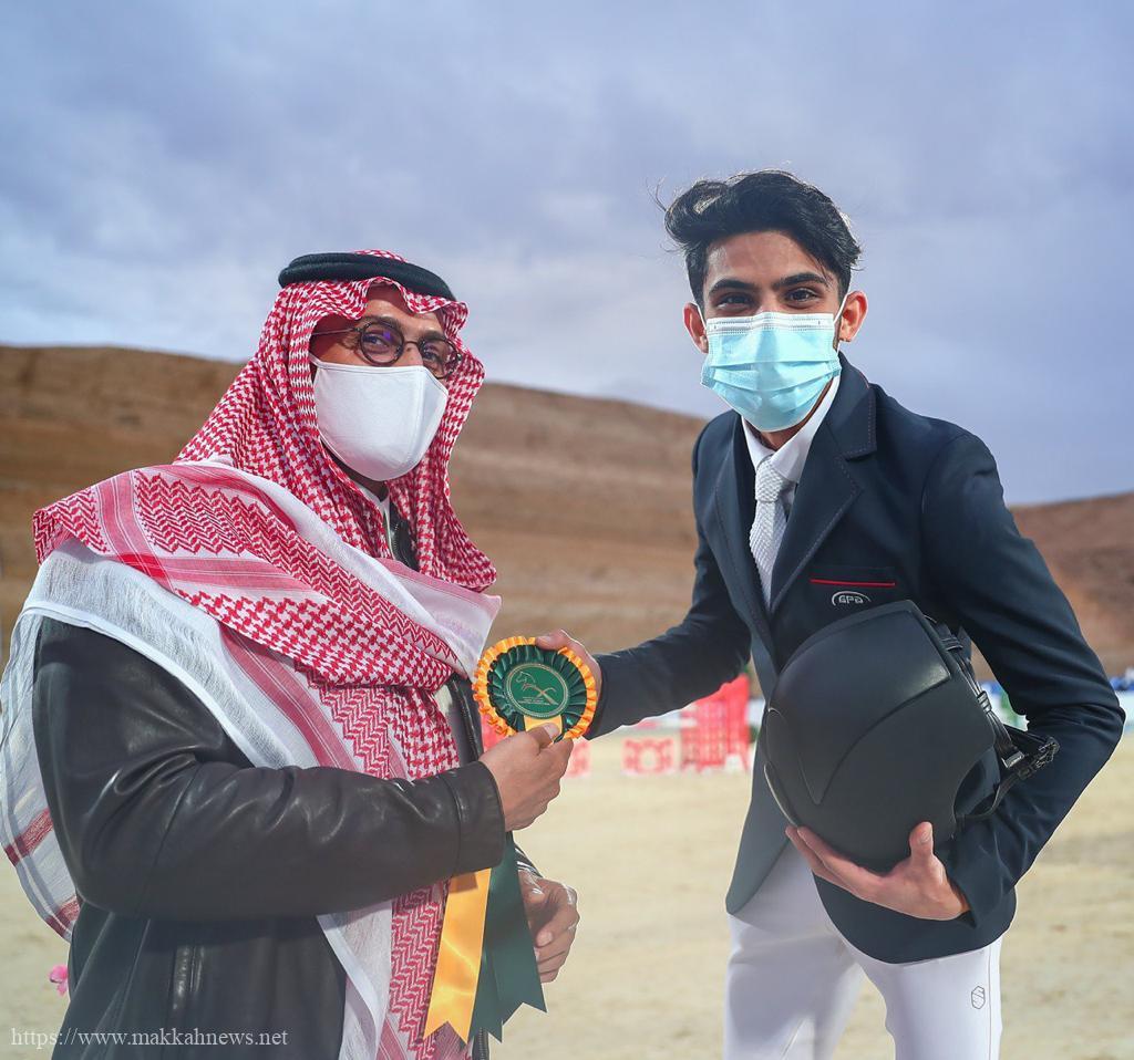 بالصور.. الفارس السعودي "الشربتلي" يفرض سيطرته على جولات الجائزة الكبرى بالدرعي