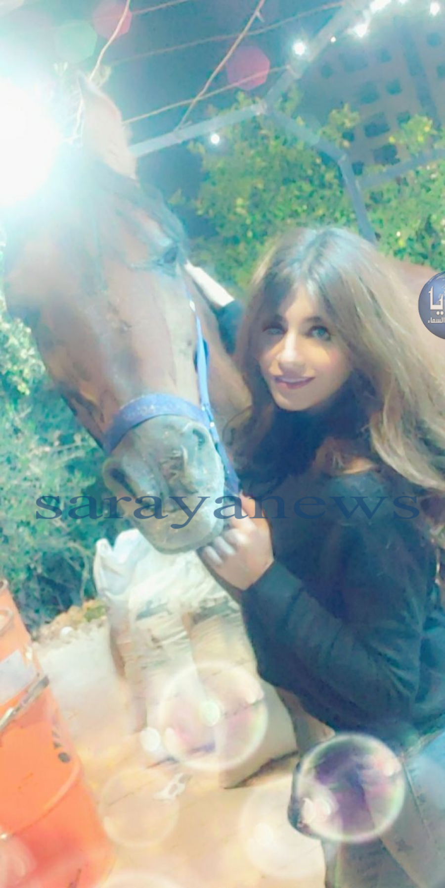 بالفيديو والصور.. فارسة أردنية تكشف سر مقطع فيديو تجولها بحصان في شوارع عمان