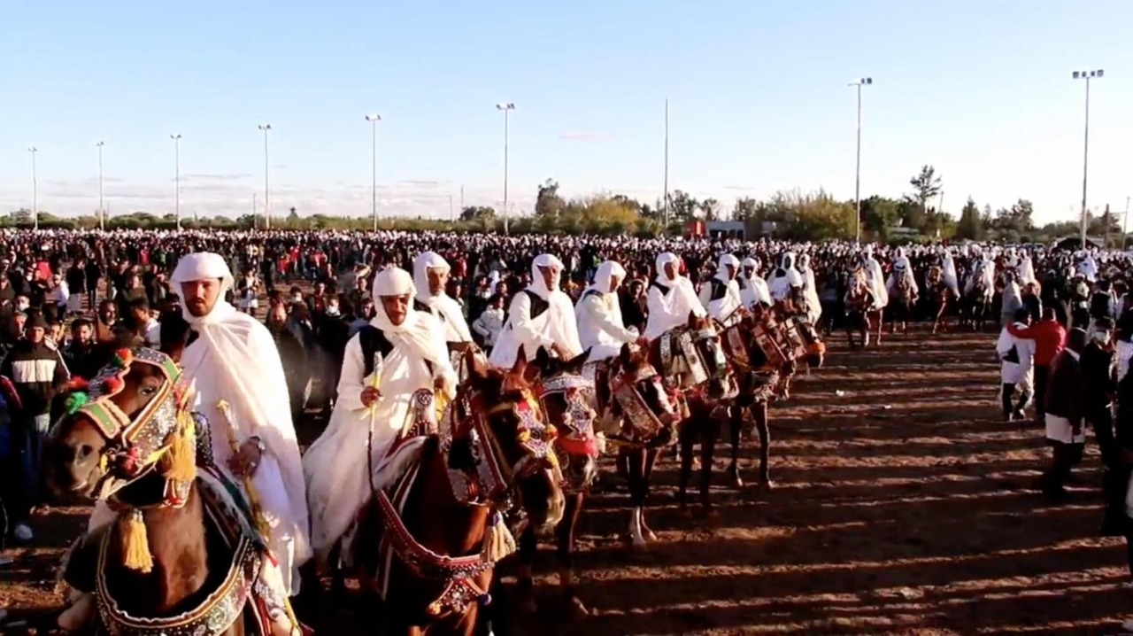 بالصور.. انطلاق مهرجان الفروسية والشعر الشعبي الليبي بالزهراء
