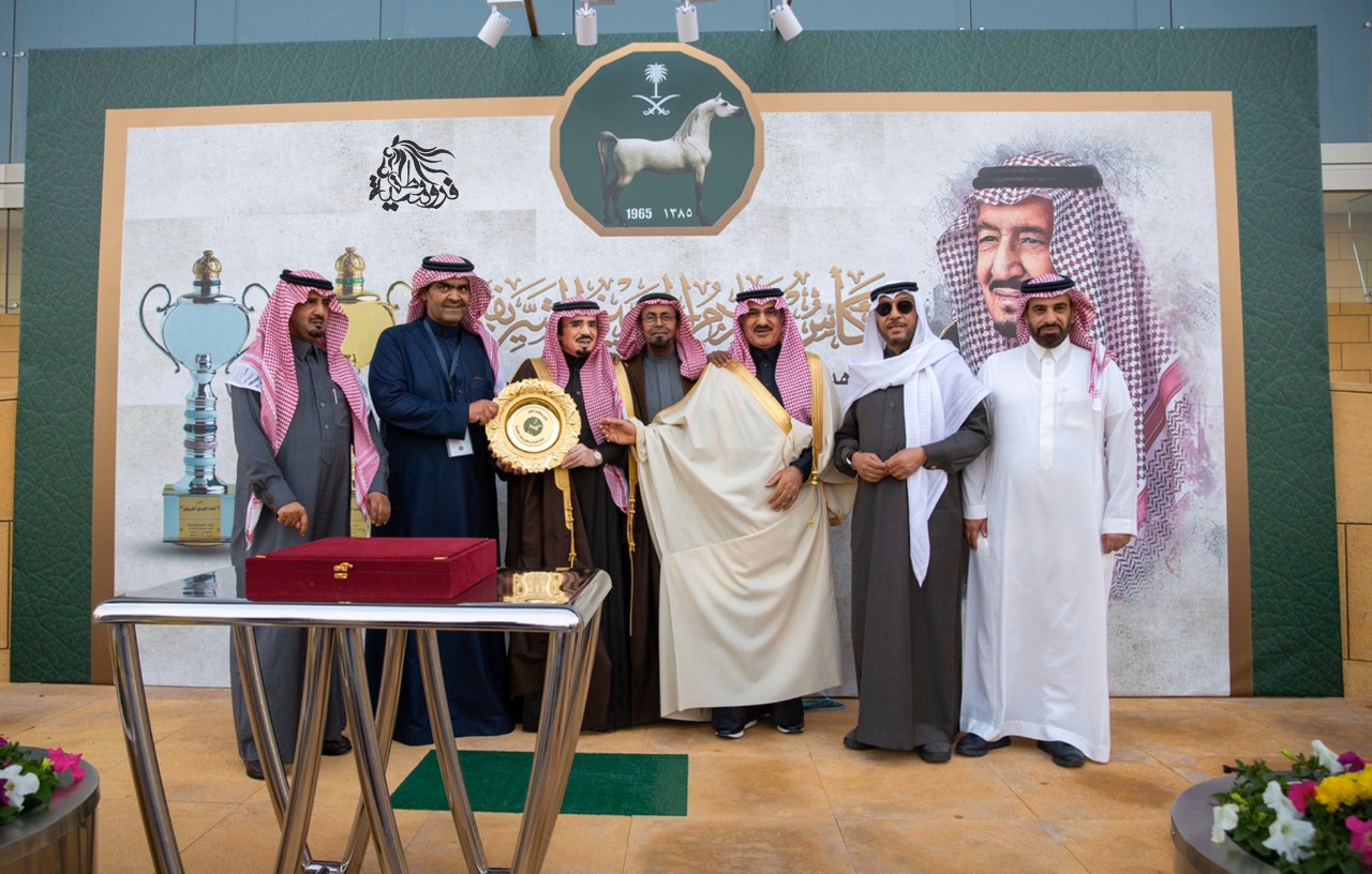 الفرس أم الحلق تحقق جائزة مشرف التقديرية والحصان مرتجح يختتم الحفل الـ 49 (صور)