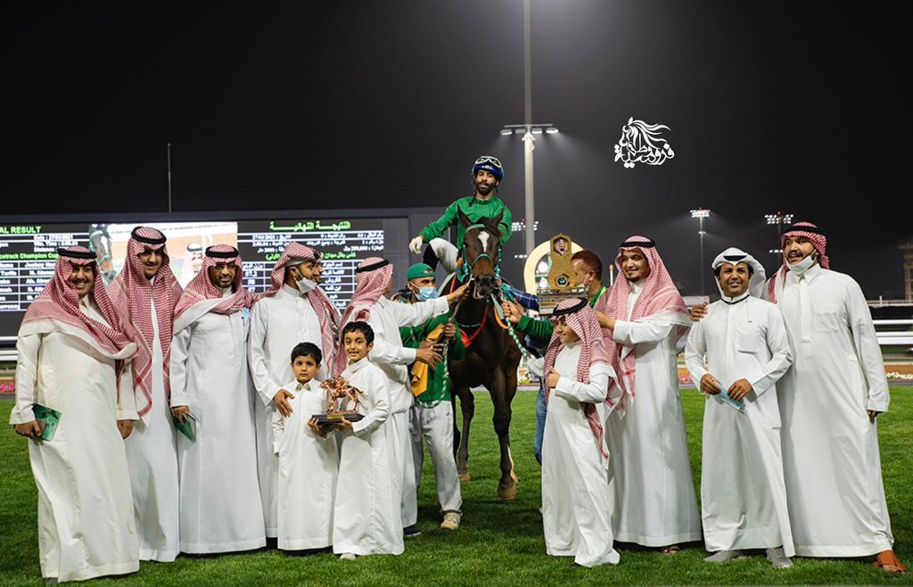 الفرس لاكاسا تاريفا بطلت كأس بطل ميدان الملك عبدالعزيز
