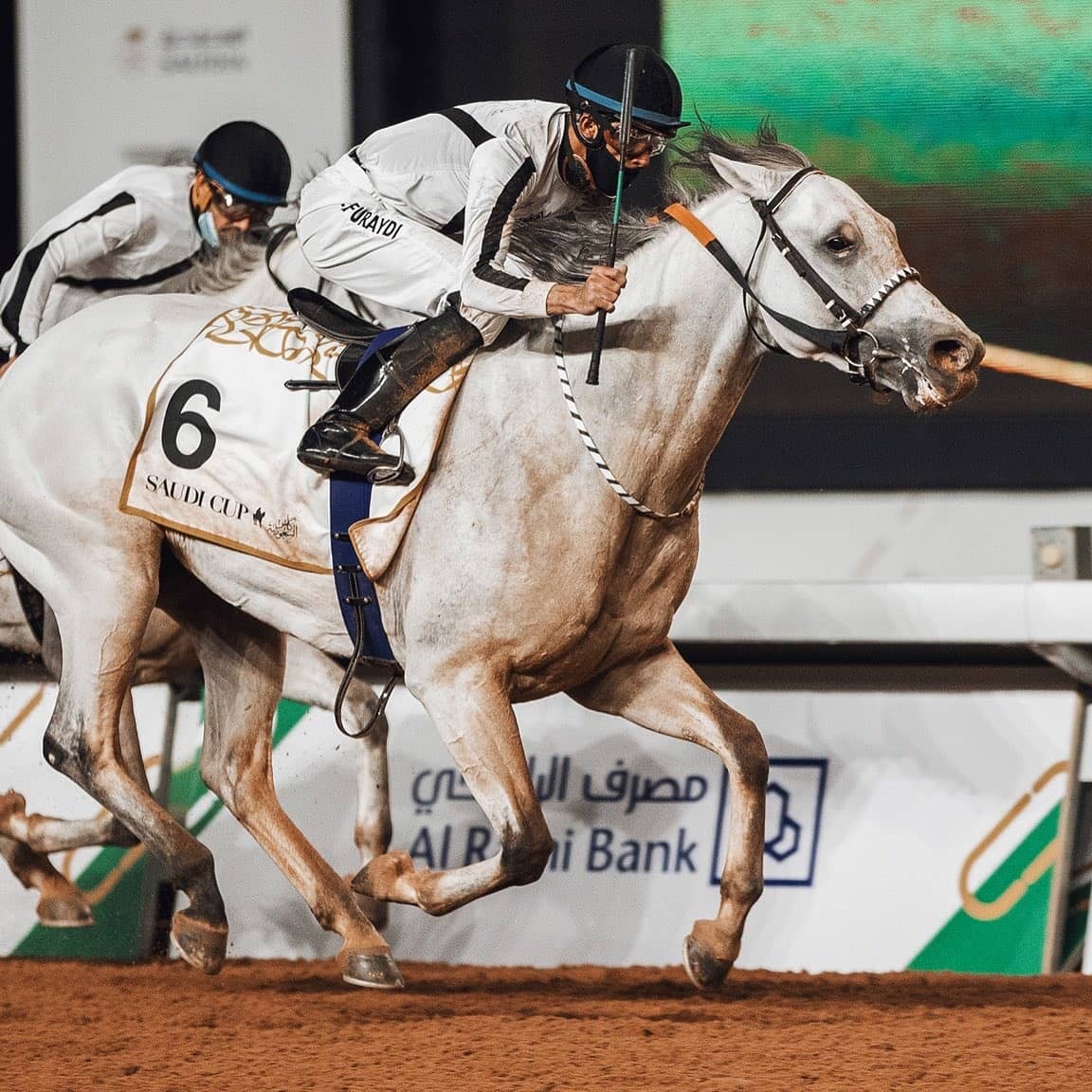 الحصان مباشر الخالدية يفوز ببرونزية سباق كأس دبي كحيلة كلاسيك