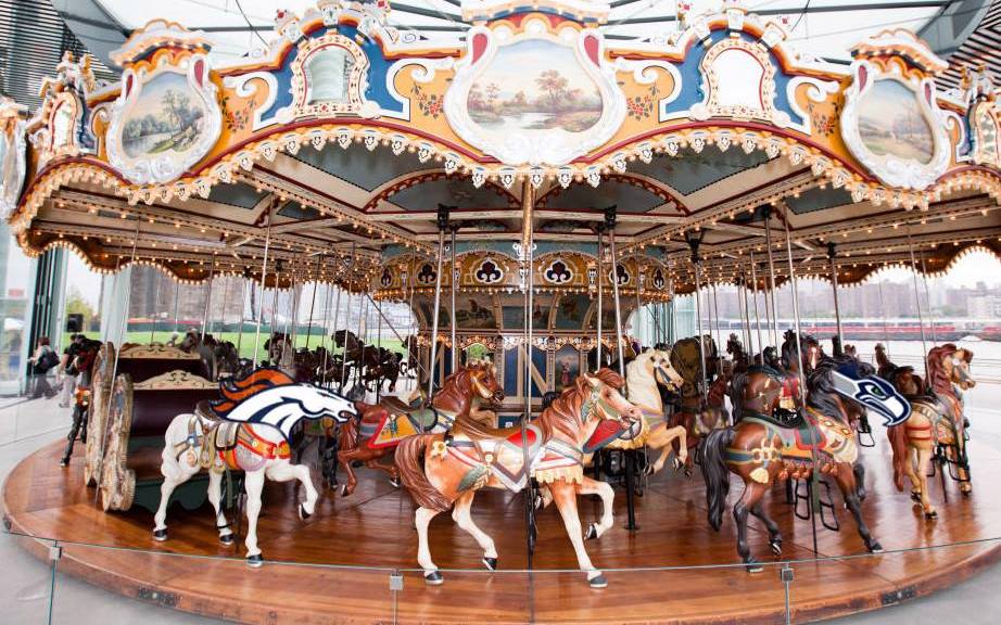 113 عاماً عمر لعبة الأحصنة الدوارة أشهر الألعاب اليابانية