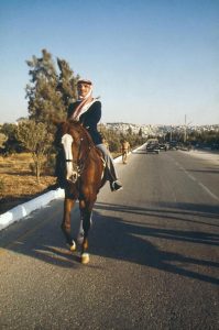 الإتحاد الأردني للفروسية يحيي ذكرى الملك حسين بنشر صورته برفقة جواده