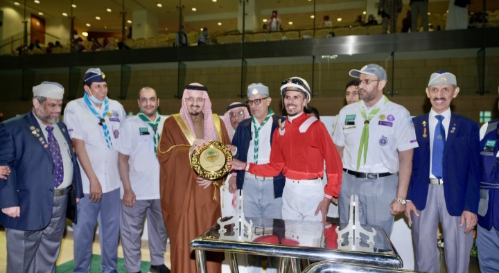 الحصان "مرتجح" يحقق كأس جمعية الكشافة العربية السعودية للفروسية