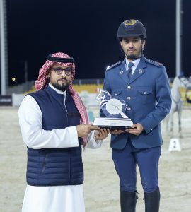 الأمير عبدالله بن فهد يتوج الفائزين في الشوط الختامي لبطولة كأس الاتحاد السعودي