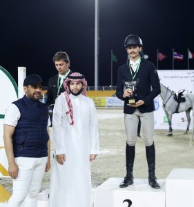 عبدالله الغامدي يفوز بالشوط المتوسط لكاس امير الرياض 